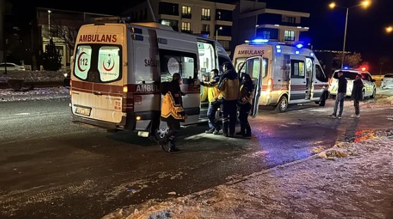 Elazığ'da feci kaza: 1'i ağır 4 yaralı